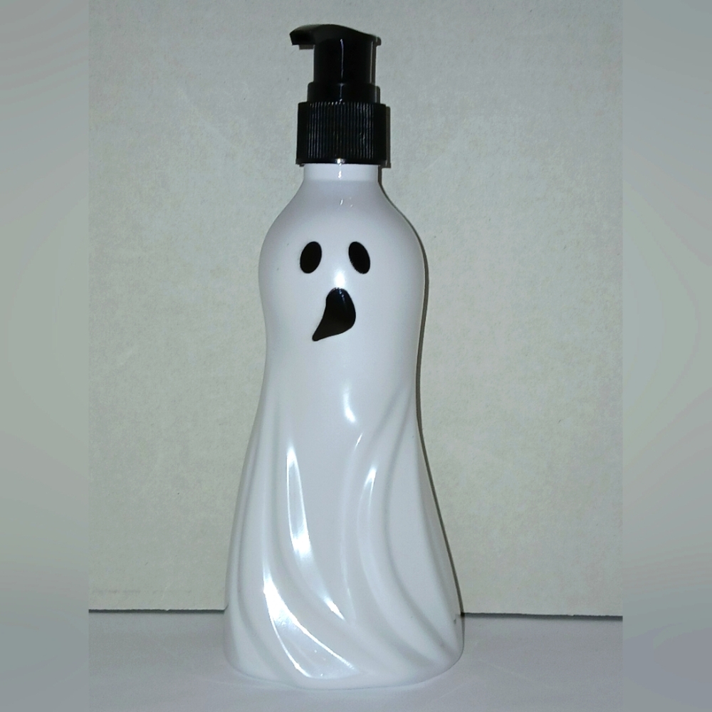 White Ghost Shaped Hand Soap Dispenser - Coconut Lime Scented